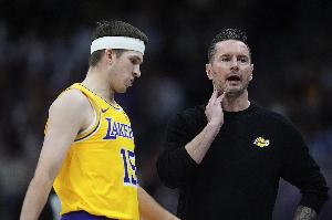 今天沒三崩！湖人第三節狂轟40分 單節凈勝森林狼9分