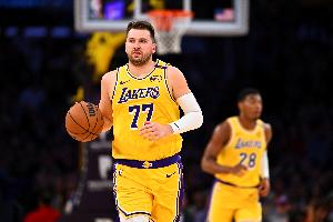 八村塁談東契奇炸裂表現：太瘋狂了 但這對他來說太簡單了