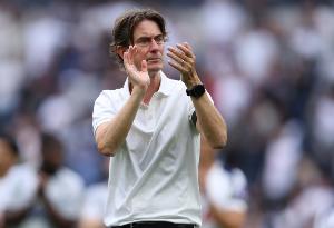 弗蘭克：賽后會(huì)找莫耶斯共飲一杯，壓力下只有同行才最理解彼此