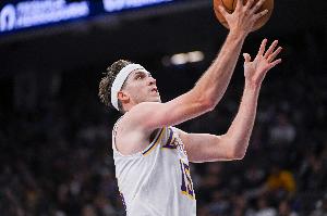 開賽季總分場均分皆相同！里夫斯罰球51中45 亞歷山大46中39