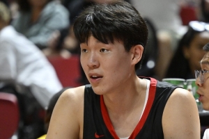 媒體人：發(fā)展聯(lián)盟更適合現(xiàn)在的楊瀚森 希望開拓者能將他短暫下放