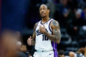 食之無味！德羅贊14投7中砍下19分3助攻2搶斷 難阻球隊連敗