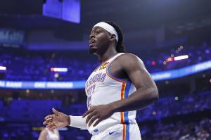 多特談阿杰伊-米切爾：他打得很自如 他每次拿球都期待能有好表現