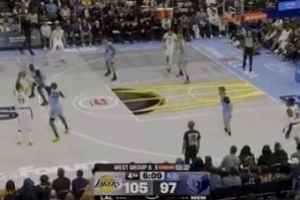 太強了！東契奇迎著新秀科沃德防守再中三分 個人拿到40分