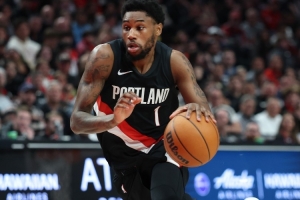 開拓者官方：韋斯利因右腳受傷 本場比賽不會回歸