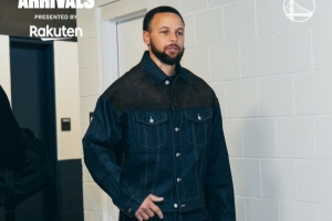 風格迥異！勇士官方曬庫里和庫明加的入場照