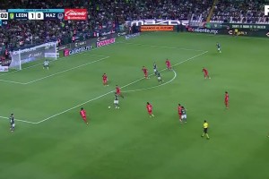 腳法+意識(shí)依然是頂級(jí)！J羅在墨超聯(lián)賽上演精彩助攻